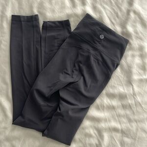 Women’s Lululemon Wunder Train Leggings (with pockets)